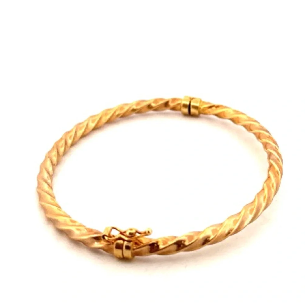 Chapelle 9K Yellow Gold Twisted Hinged Vintage Bracelet 6.75